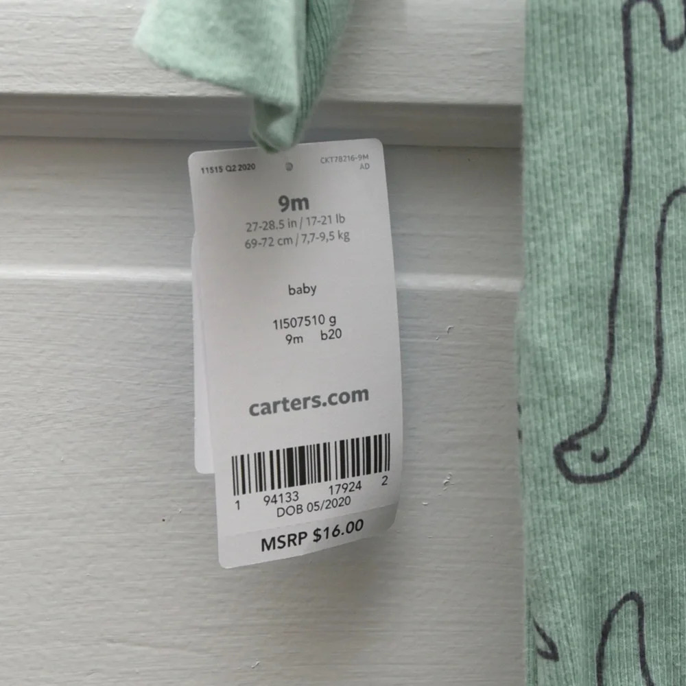 Carter's 9 month dinosaur sleeper 2way zip green - Picture 3 of 6